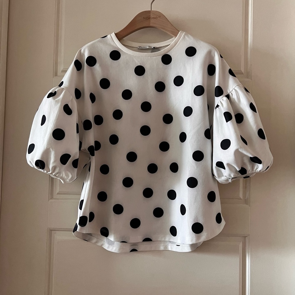 Zara White Polka Dot Stretch Puff Sleeve Round Neck Blouse